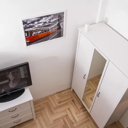 Lovag * Budapest