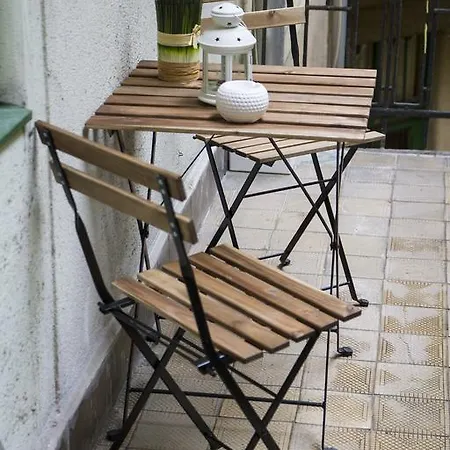 Lovag Apartment
