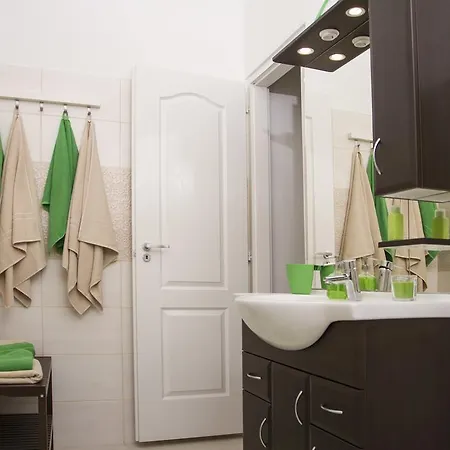 Apartament Lovag *