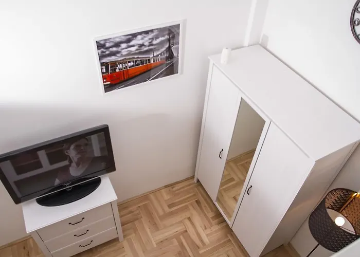 Lovag * Budapest